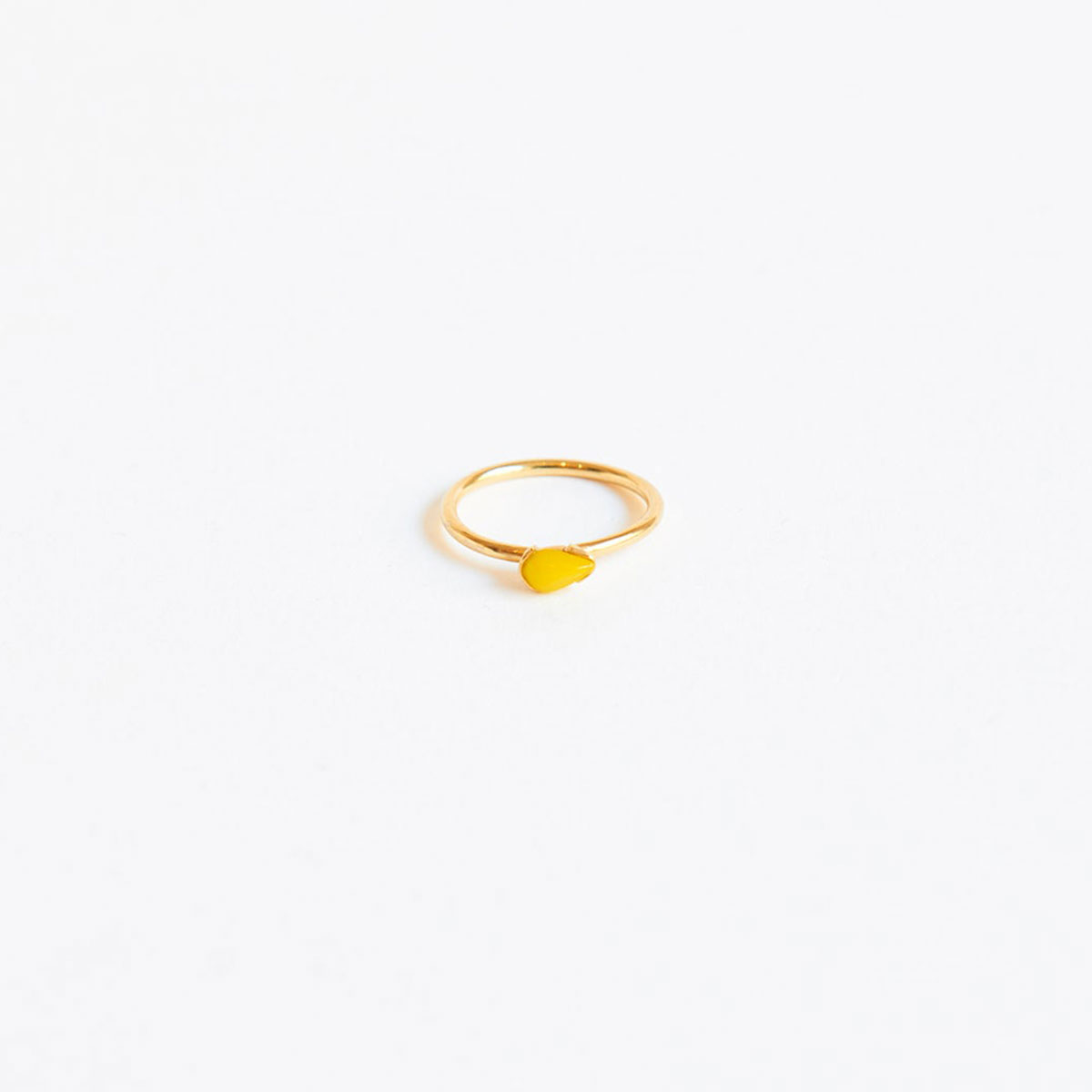 Icons Anillo Six Una Piedra Amarillo