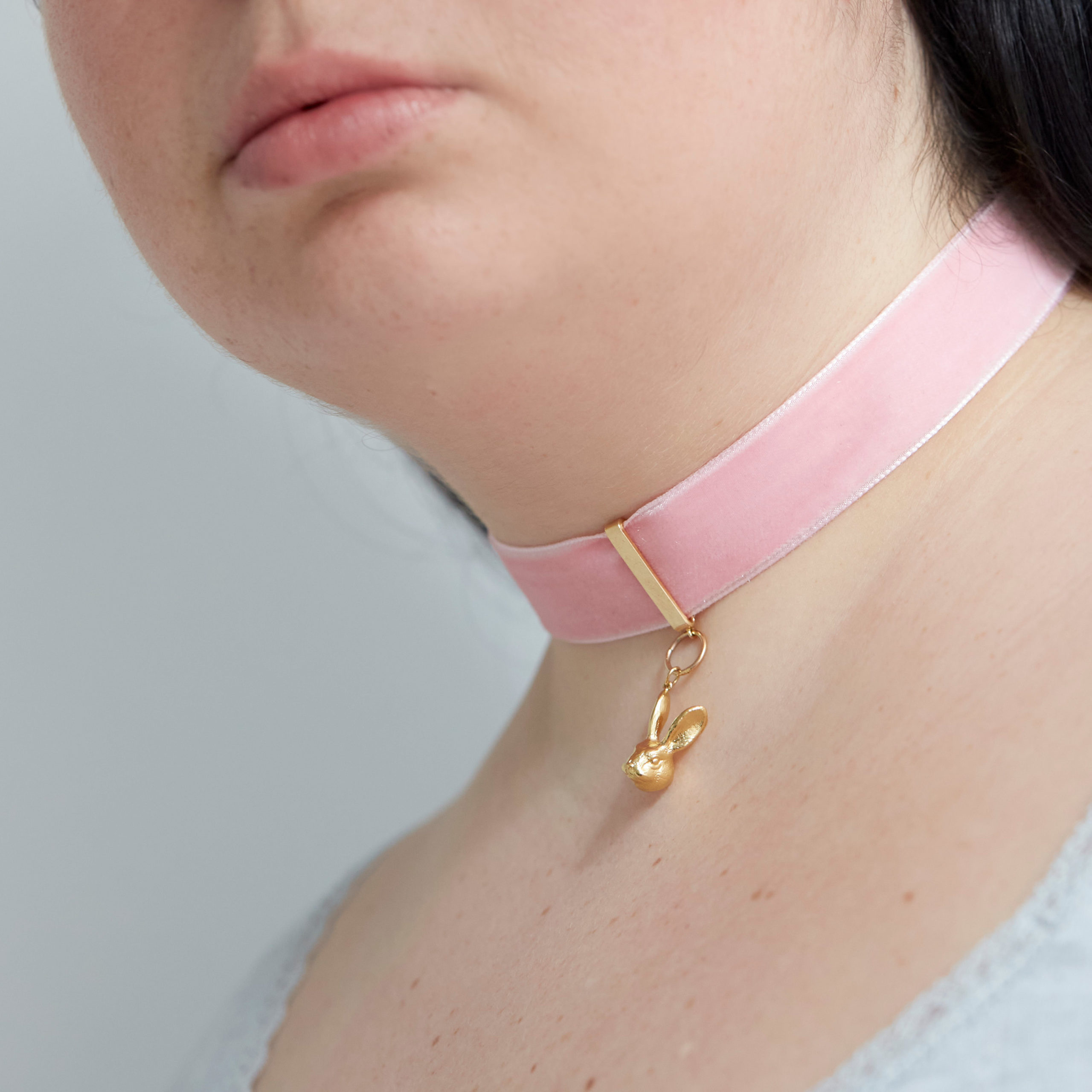 Pink velvet shop choker